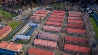 Hari Peringatan Holokaus yang jatuh pada 27 Januari tak bisa dilepaskan dari genosida yang dilakukan Nazi. Kamp Auschwitz jadi saksinya. Getty Images/Christopher Furlong