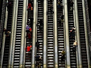 China Pertaruhkan Ekonominya Demi Bantu Rusia Lawan AS-Eropa?