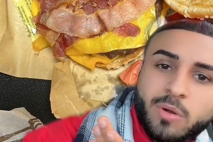 Pria Muslim Ini Kaget, Tak Sengaja Makan Burger Isi Bacon Babi