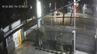 Bukti Rekaman CCTV Bantah Sopir Taksi Online Playing Victim