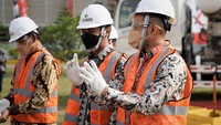 Selain peningkatan kapasitas pada terminal khusus, guna menunjang kebutuhan operasi di pabrik, maka dilakukan pembangunan sarana pabrik berupa fasilitas blending silo system kapasitas 8.000 ton, clinker silo system kapasitas 15.000 ton, dan cement silo system kapasitas 2 x 18.000 ton serta alat transportasi berupa tube conveyor beserta sarana pendukungnya, yang berfungsi mengirim semen curah dari silo menuju ke kapal.