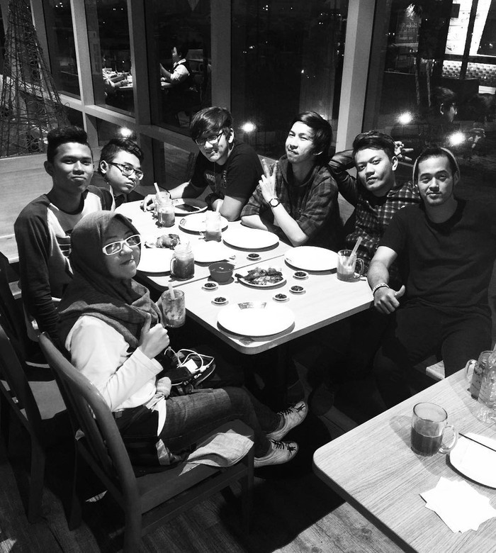 Tak Hanya Jago Akting, Aliando Juga Hobi Masak dan Doyan Es Krim Tak Hanya Jago Akting, Aliando Juga Hobi Masak dan Doyan Es Krim
