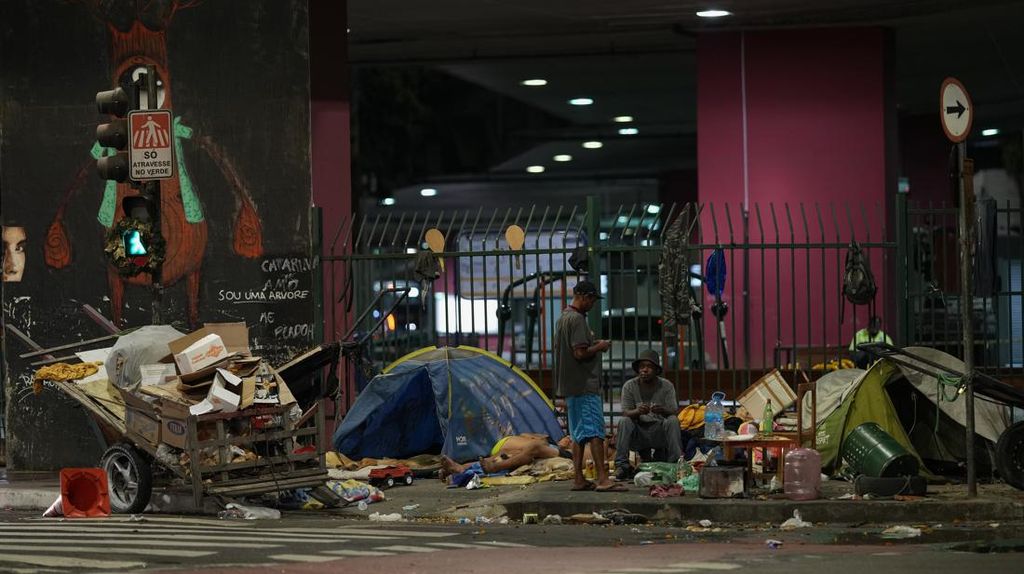 Wajah Sao Paulo yang Makin Dipenuhi Gelandangan Gegara Pandemi