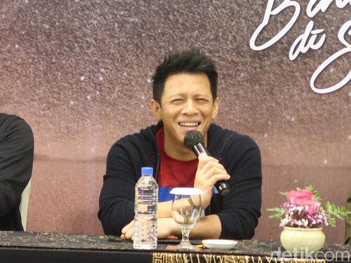 Ariel Noah saat jumpa pers konser bareng BRImo di Hotel Tentrem, Jogja, Sabtu (29/1/2022).