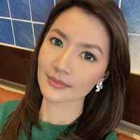 Netizen pasti sudah tak asing dengan sosok Asty Ananta. Dia mengawali kariernya sebagai pesinetron setelah mengikuti kontes pencarian model majalah remaja pada 1999. Foto: dok. Instagram @asty_ananta