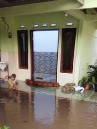 Banjir Terjang 3 Kecamatan Di Jember, Sejumlah Tembok Rumah Roboh