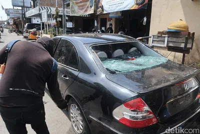 Foto-foto Mercy Viral yang Ringsek Usai Diamuk Massa di Bantul