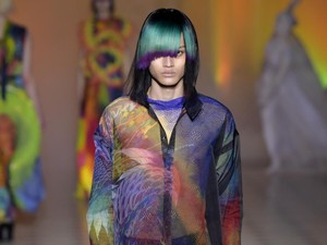 Kisah Arek Surabaya Eksis di Pekan Mode Milan dan Paris, Perjuangan 5 Tahun