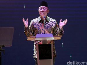 Di Acara PKS, Ketum PAN Harap Bisa Bareng-bareng Anies hingga Sandi