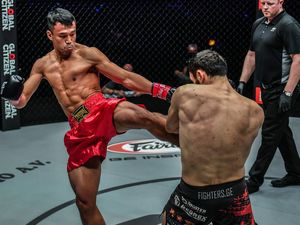 Ini Dua Finalis ONE Featherweight Kickboxing World Grand Prix