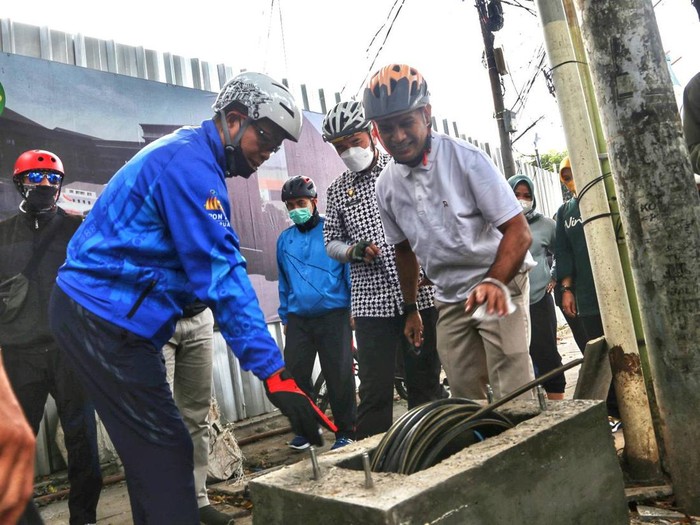 Pemkot Bandung Terapkan Saluran Kabel Bawah Tanah