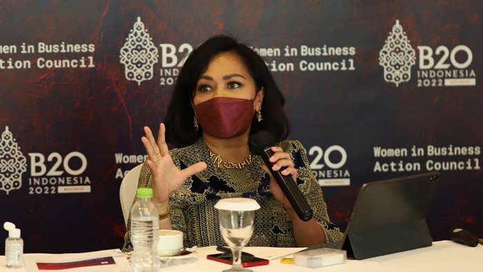 B20 Indonesia Women in Business Action Council mengadakan diskusi mengenai peranan penting perempuan dalam memajukan pertumbuhan ekonomi.