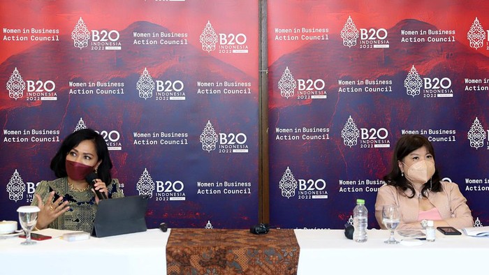 B20 Indonesia Women in Business Action Council mengadakan diskusi mengenai peranan penting perempuan dalam memajukan pertumbuhan ekonomi.