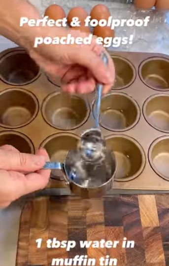 Cara Membuat Poached Egg Pakai Cetakan Kue