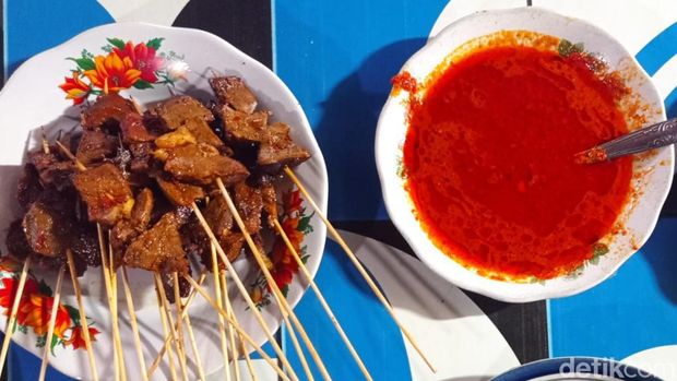 Sate Lidah Kerbau Hamsir di Riau