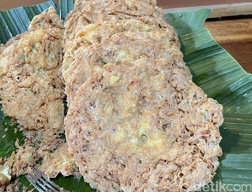 Warung Kopi Klotok Cisarua