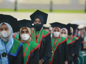 Wisudawan Unissula Dimotivasi Jadi Pribadi yang Tangguh