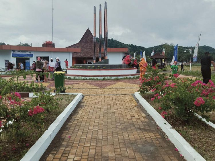Akhir Pekan, Plaza Nyi Ageng Rakit di Klaten Ramai Wisatawan
