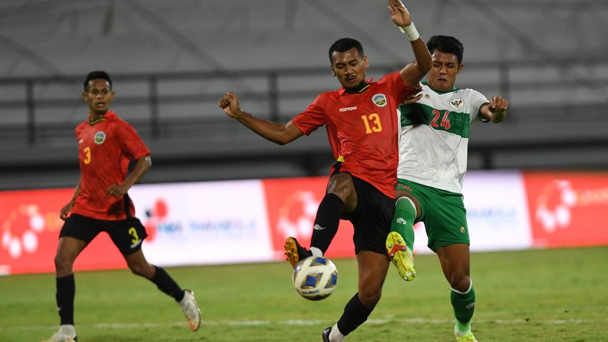 Timnas Indonesia Vs Timor Leste di laga uji coba. Foto: ANTARA FOTO/Nyoman Budhiana