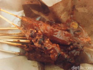 5 Jajanan Enak di Area TPU Tanah Kusir, Sate Kikil hingga Es Cendol Padang