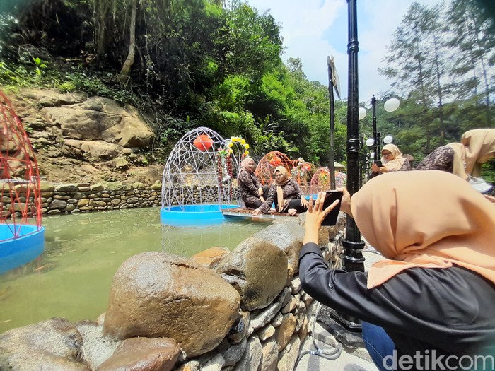 Kampung Karuhun