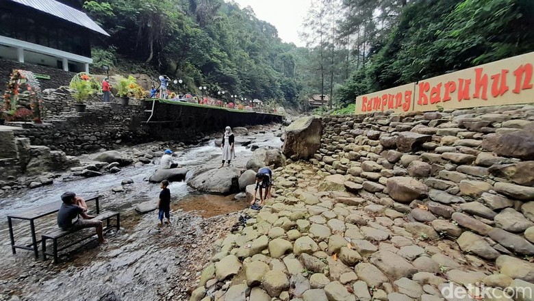 Kampung Karuhun Kampung Karuhun