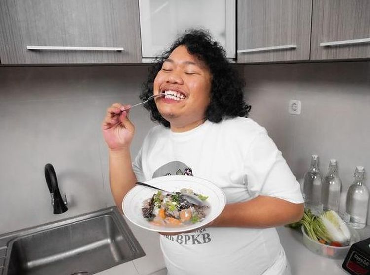 Kompaknya Marshel Widianto Saat Makan Bareng Denny Cagur hingga Nagita Slavina