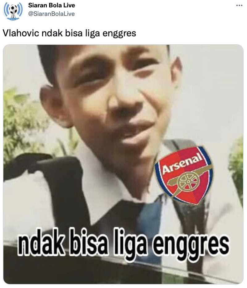 Meme Arsenal gagal datangkan Vlahovic jadi salah satu juru gedor di tim Meriam London.