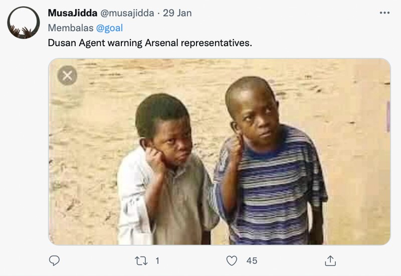 Meme Arsenal gagal datangkan Vlahovic jadi salah satu juru gedor di tim Meriam London.