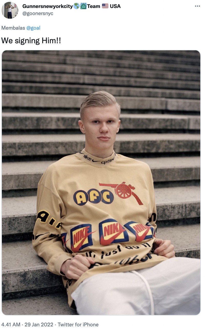 Meme Arsenal gagal datangkan Vlahovic jadi salah satu juru gedor di tim Meriam London.