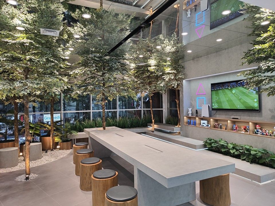 Oppo eXperience Store