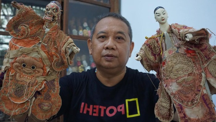 Pendiri Museum Potehi Gudo, Toni Harsono