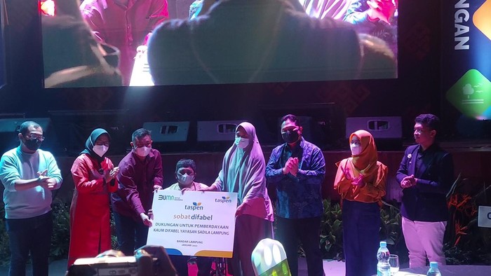 Program Taspen Sobat Difabel merupakan agenda rutin TJSL TASPEN yang telah menjangkau beberapa lembaga pemerintahan maupun komunitas difabel di seluruh Indonesia