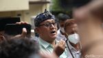 Bawa Peralatan Mandi, Edy Mulyadi Siap Diperiksa Polisi