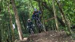 Menjajal Trek Sepeda Downhill di Gunung Pinang