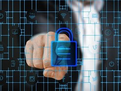 Banyak Orang M-Banking & Belanja Pakai HP Tanpa Antivirus, Kok Berani?