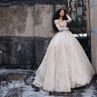 Selain itu, Cheslie Kryst juga sempat mencicip profesi model dan brand ambassador sejumlah brand.Foto: Instagram @chesliekryst