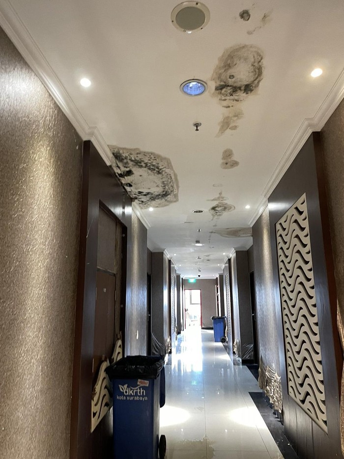 hotel asrama haji surabaya