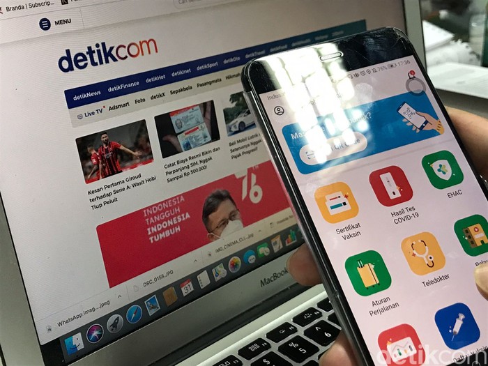 Ilustrasi aplikasi PeduliLindungi (Rolando FS/detikcom)