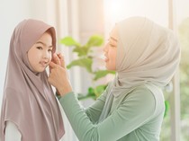 Surat Al Ahzab Ayat 59: Perintah Menutup Aurat bagi Muslimah