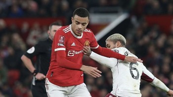 Salah satu foto yang dipajang Greenwood di Instagram pada saat dia sedang membela MU. Barangkali tak tahan membaca hujatan netizen, sekitar 6 foto terbaru Greenwood di Instagram ditutup kolom komentarnya. Foto: Instagram