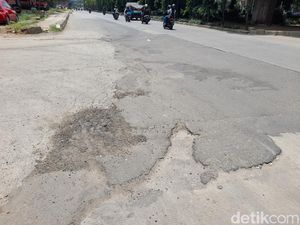 Pengerjaan Tali Air dan Perbaikan Jl DI Panjaitan Belum Dilanjut Lagi