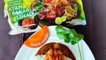 Kreatif! Netizen Ini Berhasil Sulap 10 Mie Goreng Jadi Cantik