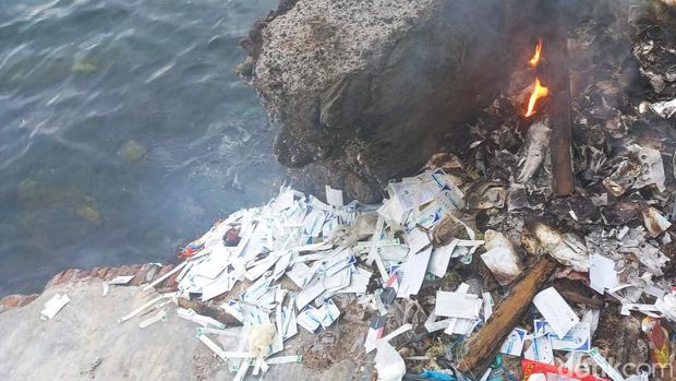 limbah medis tes antigen dibuang ke selat bali