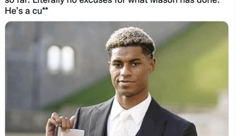 Marcus Rashford pun dibandingkan dengan Greenwood sebagai sosok muda yang bersih. Usianya 24 tahun, dan sama dengan Greenwood, punya ketenaran serta uang. Tapi dia berprestasi dan tidak macam-macam di luar lapangan. Foto: Twitter