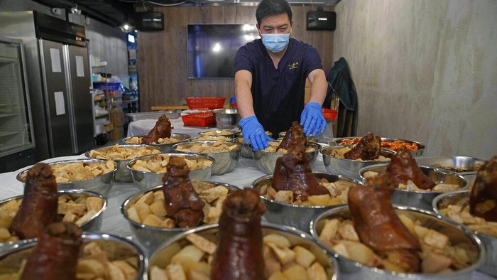 Mengenal Poon Choi, Makanan Khas Imlek di Hong Kong
