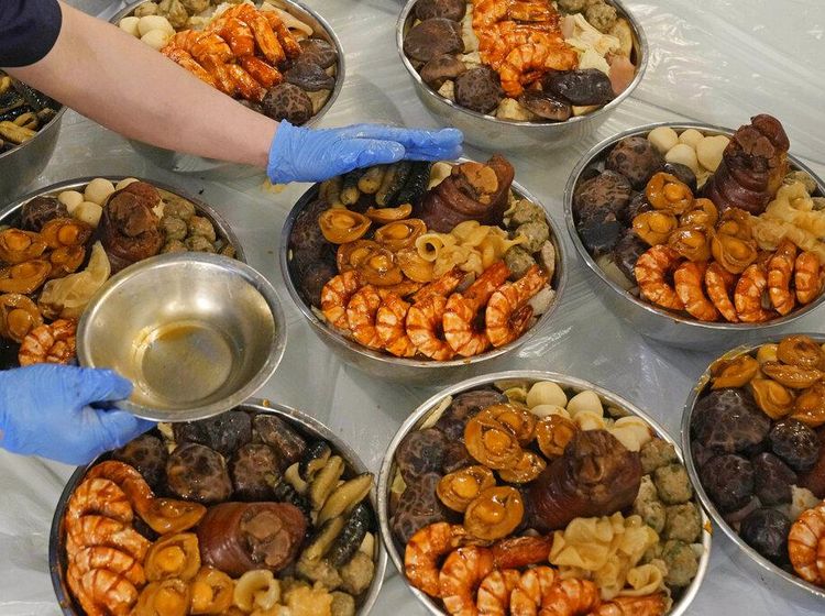 Mengenal Poon Choi, Makanan Khas Imlek di Hong Kong