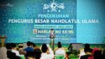 Momen Jokowi Sarungan Hadiri Pengukuhan PBNU