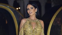 Dalam film tersebut ia digambarkan sebagai istri yang kecewa dengan rumah tangganya dan mengalami masalah dengan alkohol. Dok. Instagram