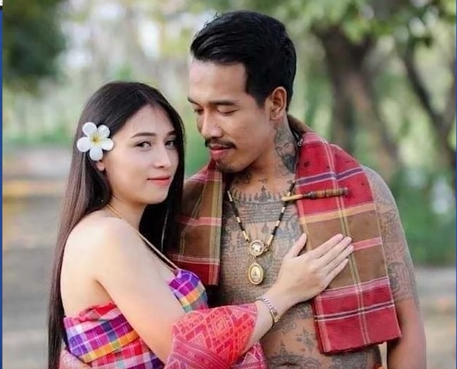 Semua istri Ong Dam Sorot memiliki kriteria khusus, yakni berambut panjang dan lurus. Foto: Tangkapan layar YouTube/Joker Family